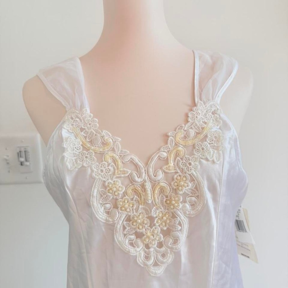 Vintage Deadstock Cinema White Satin Slip Dress with Lace‎ Trim Size M - Picture 6 of 8
